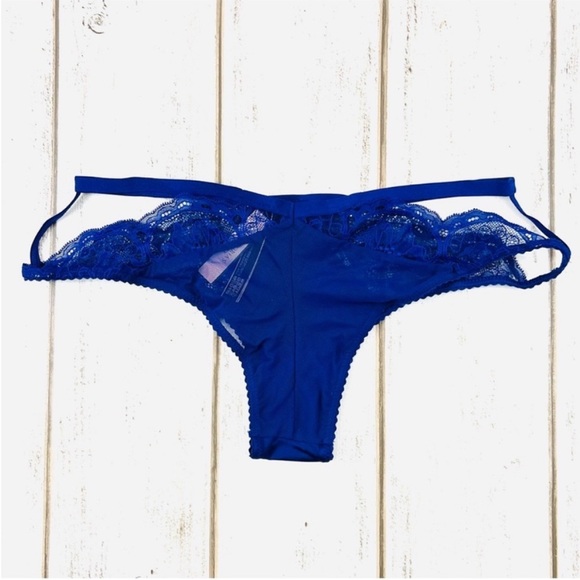 Victoria’s Secret Cheeky Pantie Medium - Picture 8 of 11